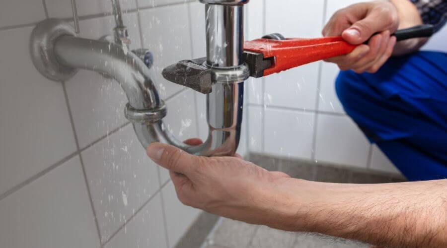 Expert burst pipe repair services in Drexel, NC